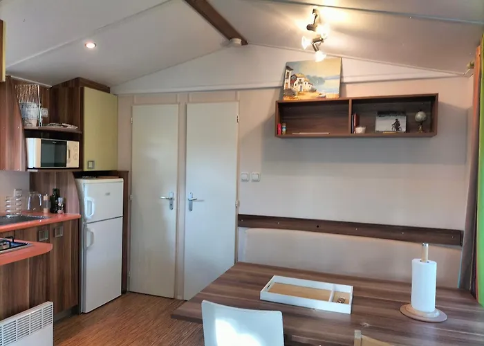 Campingplads Le Mobil-home D'amelie, Entre Et Garrigue Vic-la-Gardiole